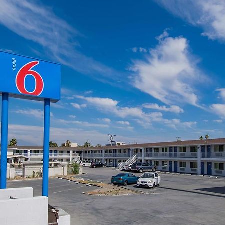 Motel 6-San Bernardino, Ca - Downtown Exteriör bild