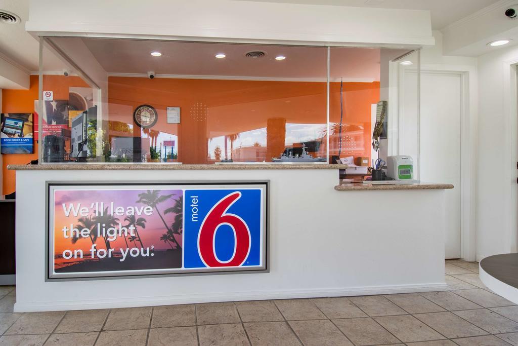 Motel 6-San Bernardino, Ca - Downtown Exteriör bild