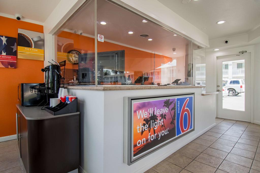 Motel 6-San Bernardino, Ca - Downtown Exteriör bild